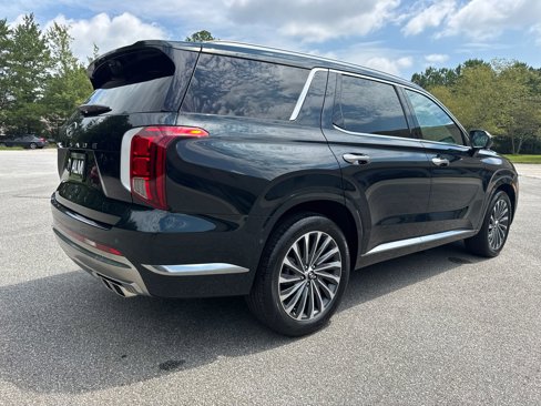 Used 2025 Hyundai Palisade Calligraphy image 5