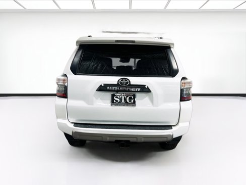 Used 2024 Toyota 4Runner TRD Off-Road image 5