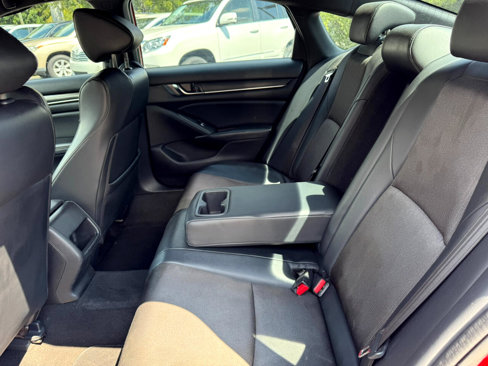 Used 2018 Honda Accord Sport image 23