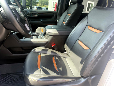Used 2024 GMC Sierra 3500 AT4 w/ AT4 Premium Plus Package image 11