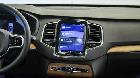 Certified 2025 Volvo XC90 B6 Plus image 15
