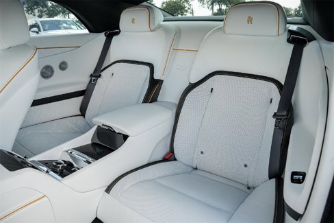 New 2025 Rolls-Royce Spectre Black Badge image 39