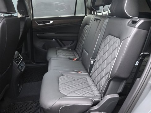 New 2025 Volkswagen Atlas SEL Premium R-Line image 2