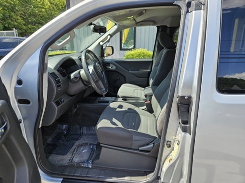 Used 2017 Nissan Frontier S image 7