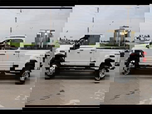 New 2025 Ford F450 XL w/ 360-Degree Camera Package image 3