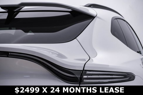 New 2025 Aston Martin DBX 707 image 12