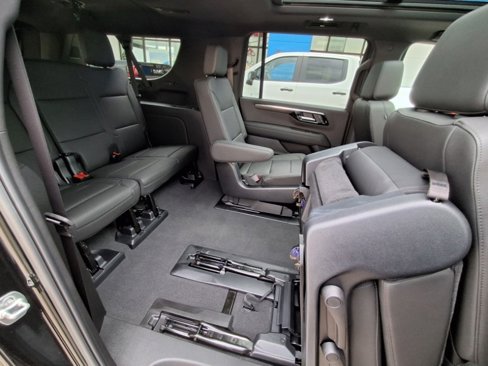 New 2025 Chevrolet Suburban Z71 w/ Z71 Off-Road Package image 23