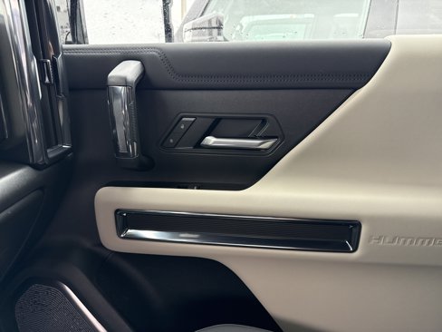 New 2026 GMC Hummer EV 4x4 Crew Cab image 18