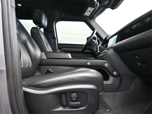 Used 2021 Land Rover Defender 110 X-Dynamic HSE image 33