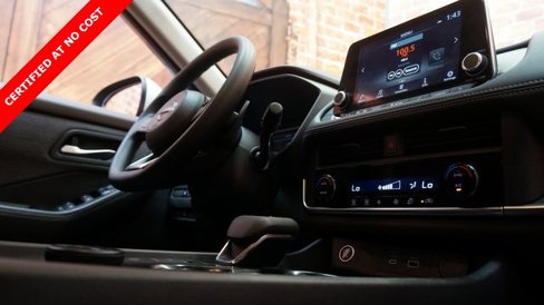 Used 2023 Nissan Rogue SV image 49
