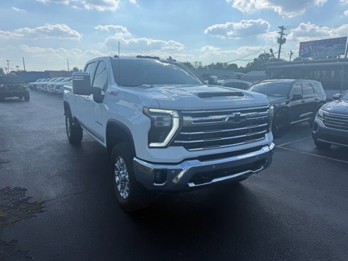Used 2024 Chevrolet Silverado 2500 LTZ w/ LTZ Premium Package image 1