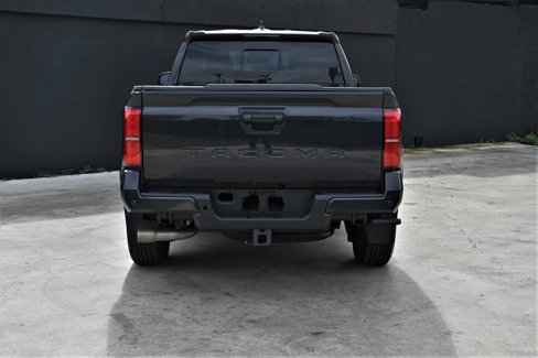 Used 2024 Toyota Tacoma SR5 image 6