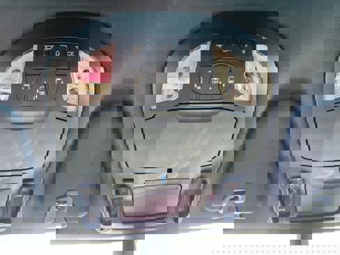 New 2025 Chrysler Pacifica Limited image 19