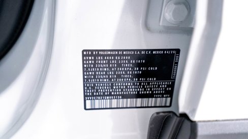 New 2025 Volkswagen Taos SE image 43