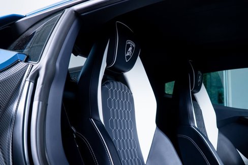 Used 2024 Lamborghini Revuelto image 58