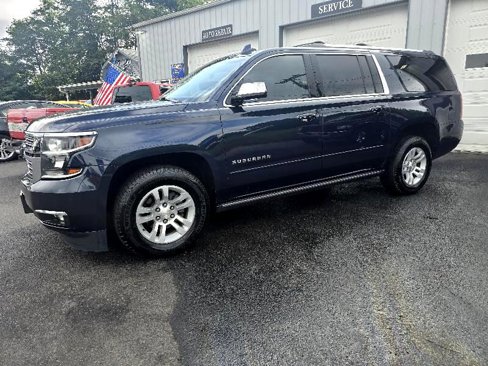 Used 2019 Chevrolet Suburban Premier image 1