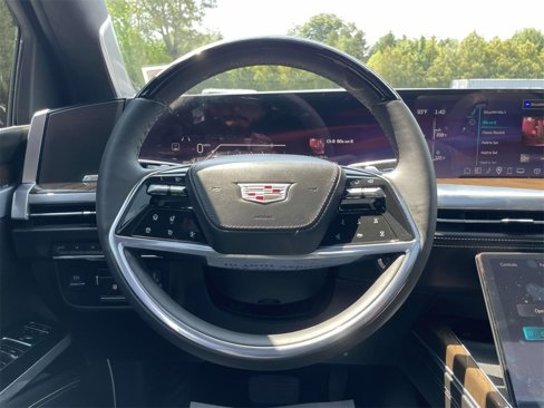Used 2025 Cadillac Escalade Sport Platinum w/ LPO, ONYX Package image 22