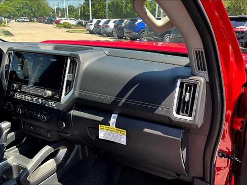 Certified 2025 Nissan Frontier SV image 13