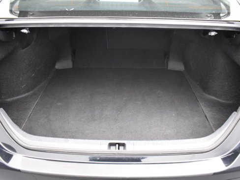 Used 2024 Toyota Camry SE image 11