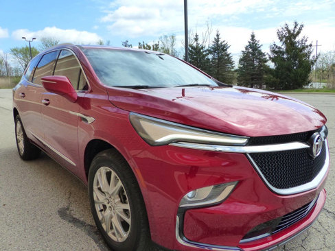 Used 2024 Buick Enclave Essence w/ Sound and Sites Package image 12