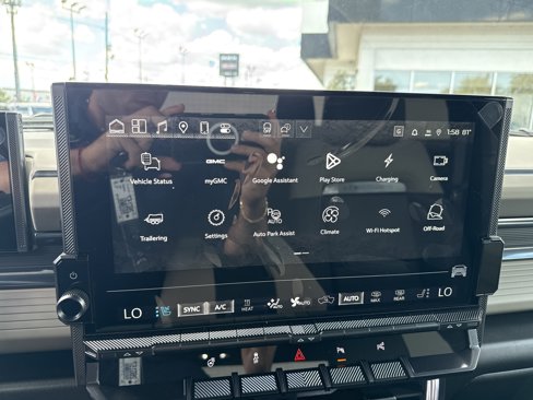 New 2026 GMC Hummer EV 4x4 Crew Cab image 16