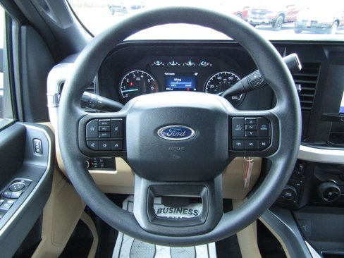 Used 2025 Ford F250 XLT w/ F-250 >10K GVWR Package image 19