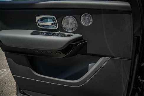 New 2025 Rolls-Royce Cullinan image 33