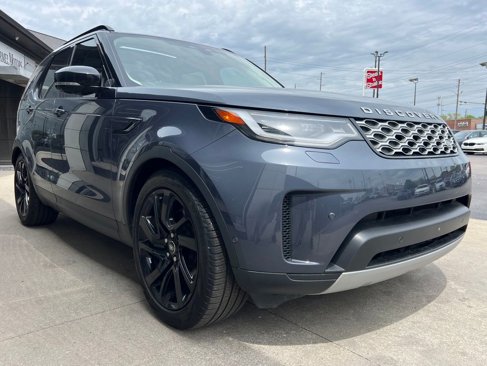 Used 2024 Land Rover Discovery S image 8