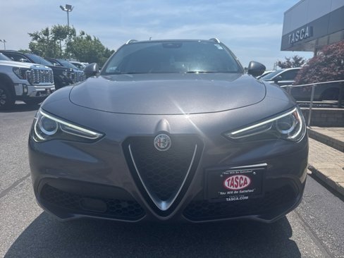 Used 2020 Alfa Romeo Stelvio Ti w/ Active Blind Spot Package image 2