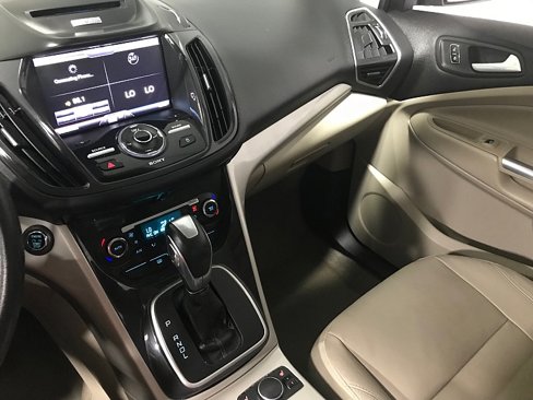 Used 2013 Ford C-MAX SEL image 26