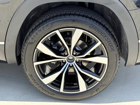 New 2025 Volkswagen Atlas SEL Premium R-Line image 14