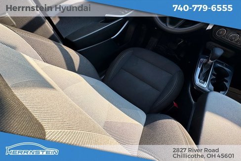 Used 2025 Chevrolet Trax LS w/ LS Convenience Package image 13