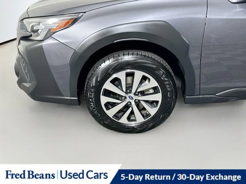 Used 2024 Subaru Outback Premium image 32
