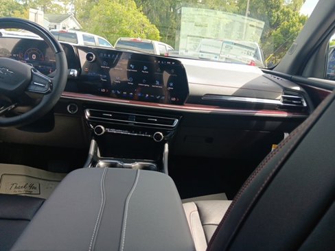 New 2026 Chevrolet Traverse RS w/ LPO, Floor Liner Package image 24