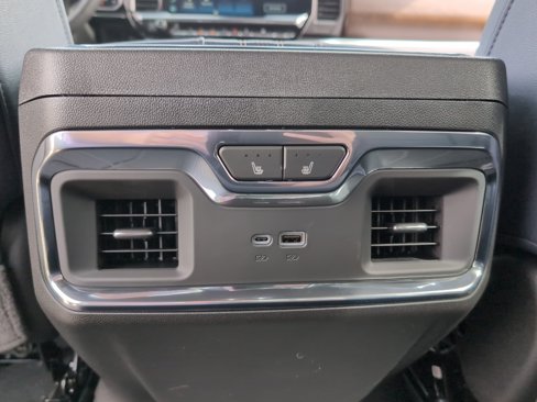 New 2026 Chevrolet Silverado 1500 High Country w/ Technology Package image 35