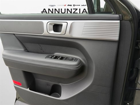Used 2025 Hyundai Santa Fe SEL image 28
