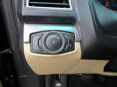 Used 2017 Ford Explorer FWD image 16