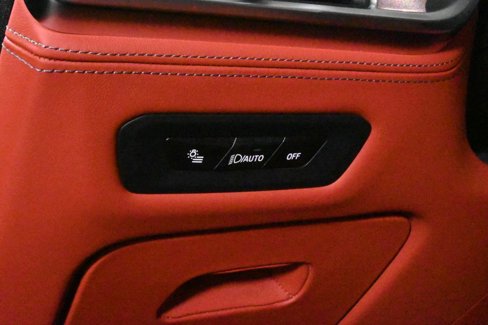 Used 2026 BMW X5 M Competition w/ Executive Package image 27