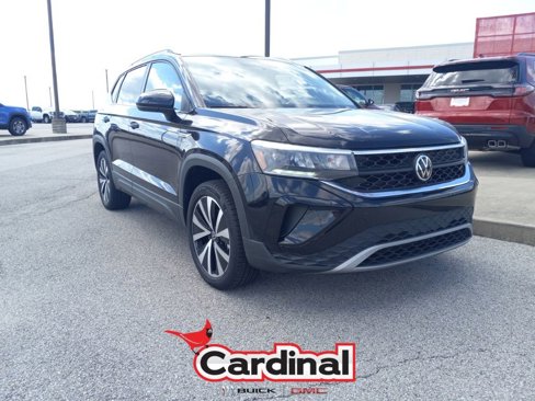 Used 2022 Volkswagen Taos SE w/ Panoramic Sunroof Package image 1