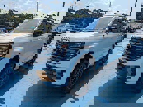 New 2025 Ford Expedition Tremor image 7