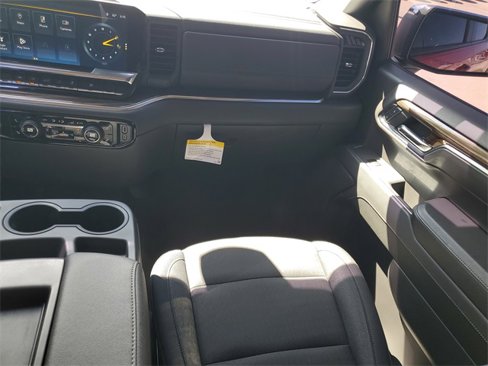 Used 2024 Chevrolet Silverado 1500 LT image 31