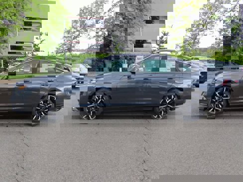 New 2025 Honda Accord Touring image 3