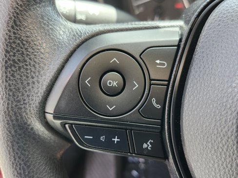 Used 2022 Toyota Corolla LE image 23
