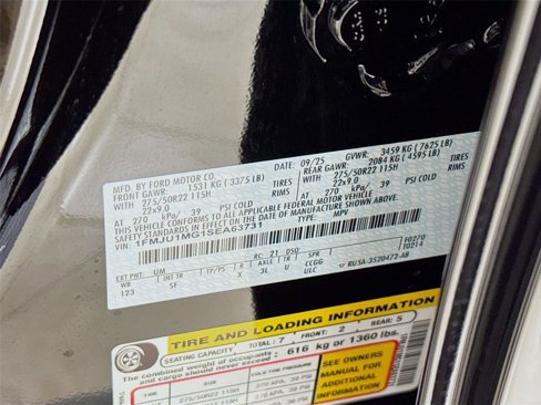 New 2025 Ford Expedition Platinum image 33