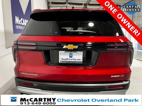 Used 2024 Chevrolet Traverse LT image 9