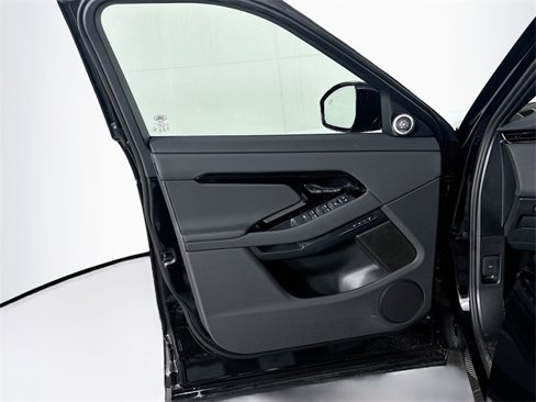 Used 2026 Land Rover Range Rover Evoque Dynamic SE image 11