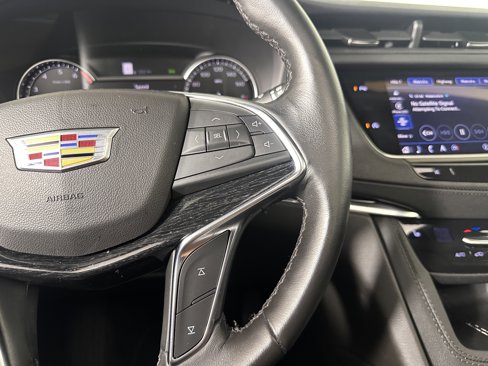 Certified 2023 Cadillac XT5 Premium Luxury image 17