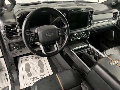 Used 2024 Ford F350 Platinum w/ Tremor Off-Road Package image 27