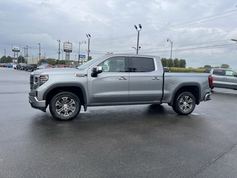 Used 2024 GMC Sierra 1500 SLT image 4