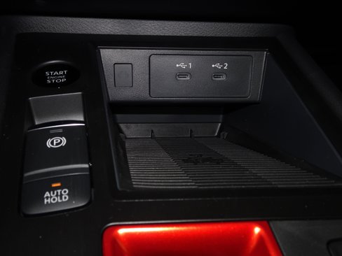 New 2026 Nissan Kicks SR image 30